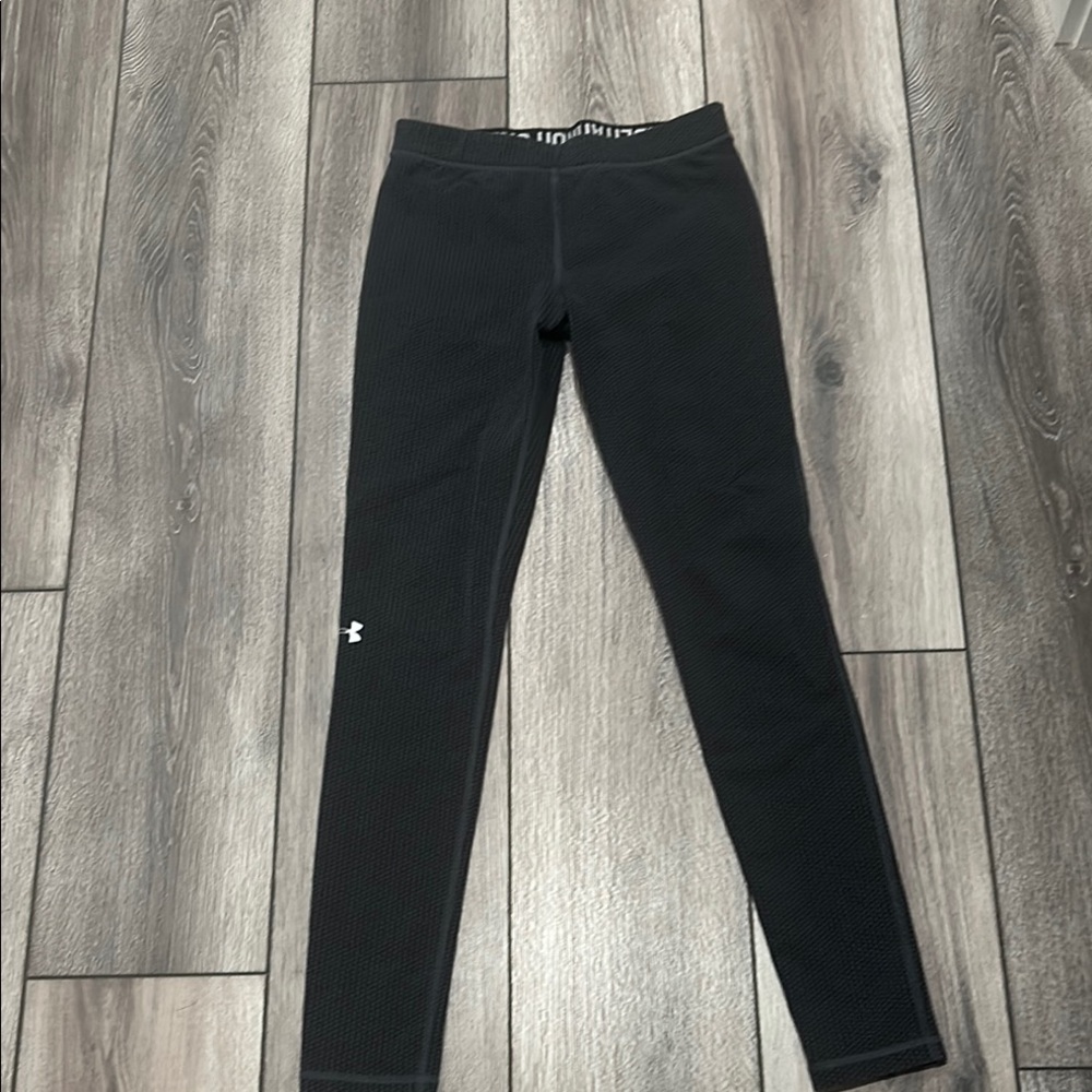 Under Armour Black Leggings for Active Comfort -waffle design Size XS